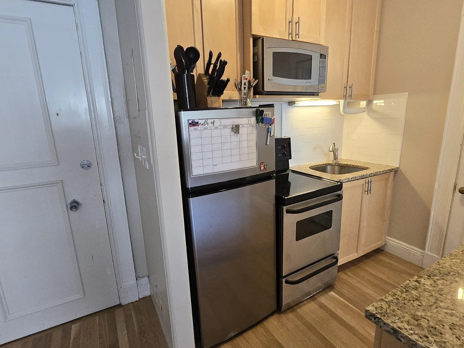 1 bed, 1.0 bath, 508 sqft, $3,200 — Photo 3