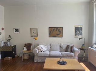 1929 Chestnut St #3F, Philadelphia, PA 19103