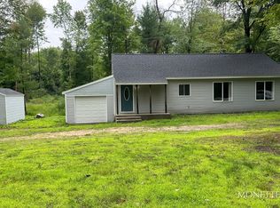 8400 Holton Rd, Holton, MI 49425