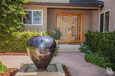 5th image of 312 Corrine Hill Ct