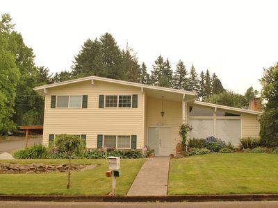 1610 Larch St, Lake Oswego, OR, 97034
