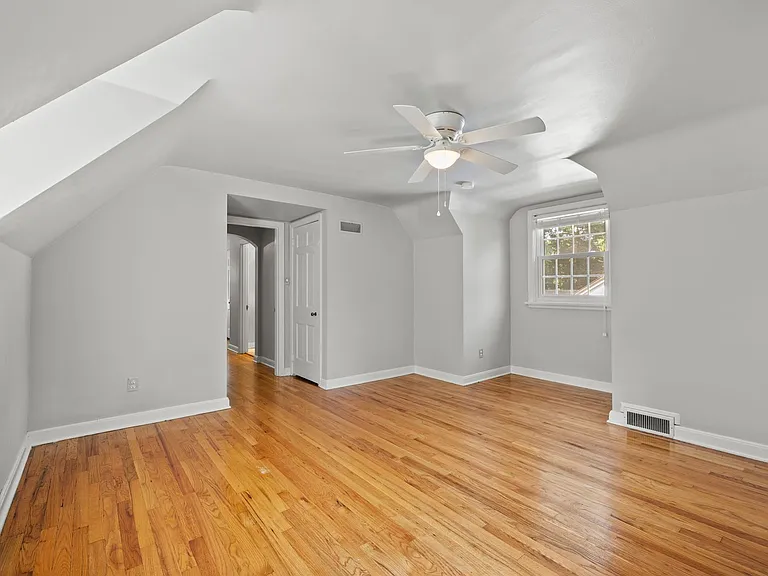 181 Amazon Pl — Photo 26