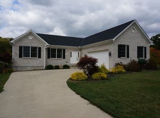 18457 Whispering Woods Dr, Greendale, IN 47025