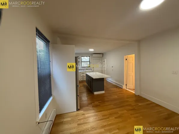 4 Elbow St, Boston, MA