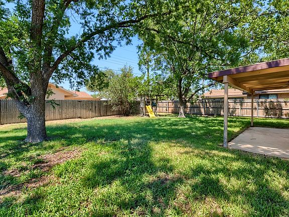 5th image of 3709 Gulf Ave