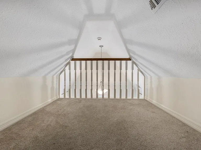 90 W Horizon Ridge Pl — Photo 24