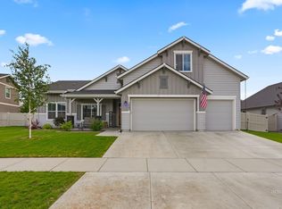 1063 White Horse Ridge Dr, Middleton, ID 83644