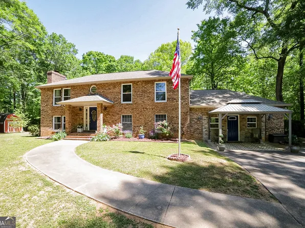 298 Hudson River Dr, Commerce, GA 30530