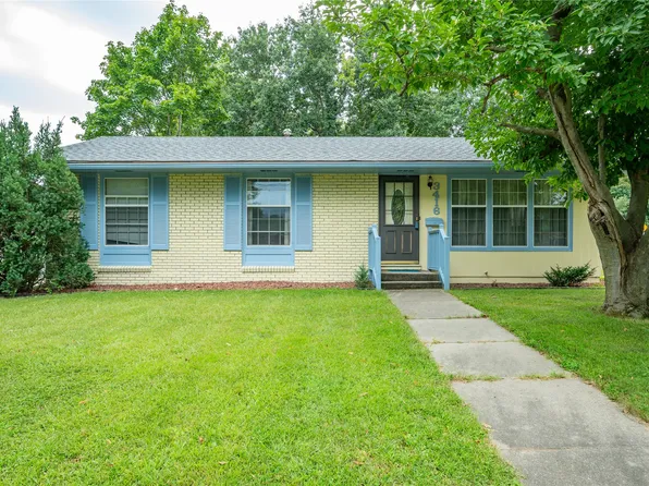 3416 Crestmoor Pl, Des Moines, IA 50310