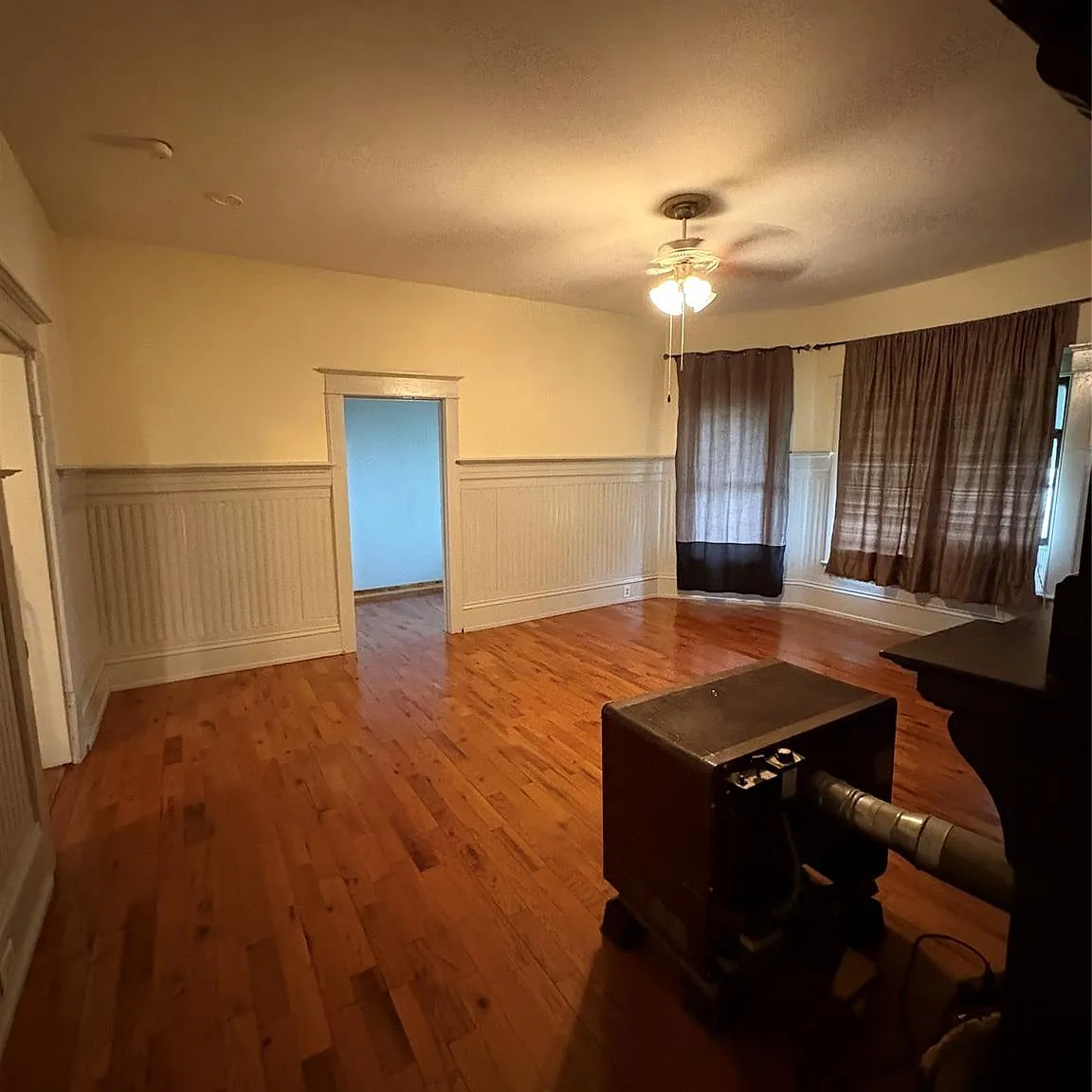 1 bed, 1.5 bath, $1,400 — Photo 2