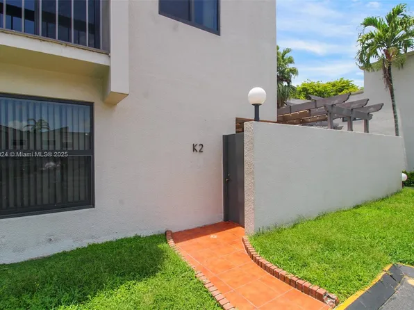 4732 SW 67th Ave APT K2, Miami, FL 33155