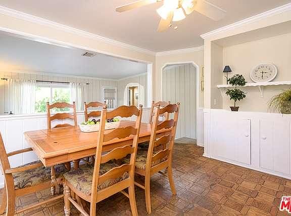 4th image of 816 N Doan Dr