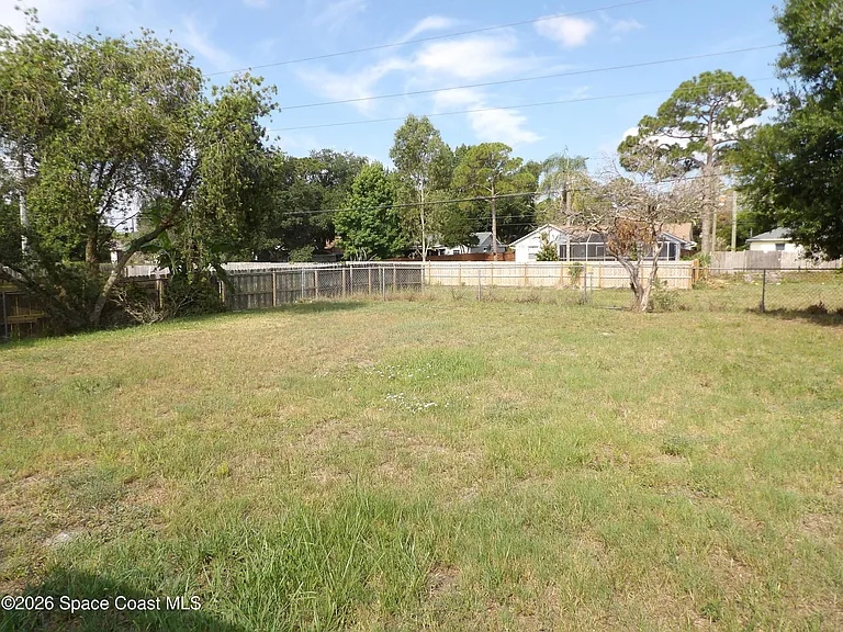 998 Camden Ave NW — Photo 19