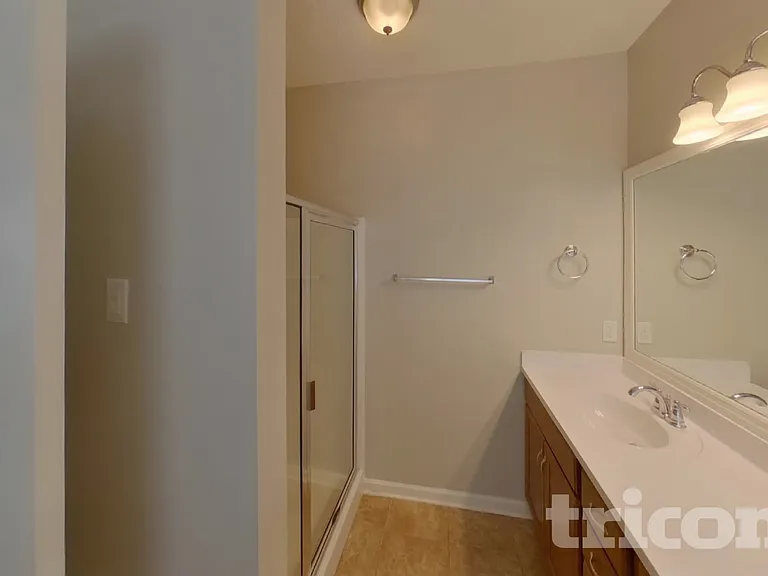 6429 Sunnywood Dr — Photo 10
