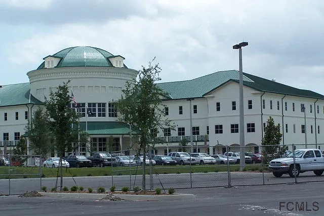 Building Photo 3