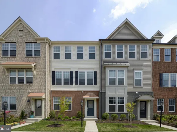 25585 Feltre Ter, Chantilly, VA 20152