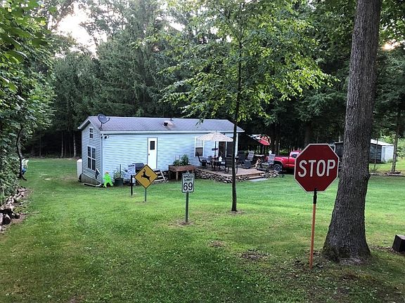 4th image of 481 Twin Oaks Rd