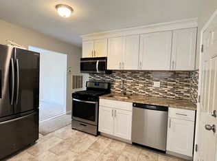 27846 Hampden St, Madison Heights, MI