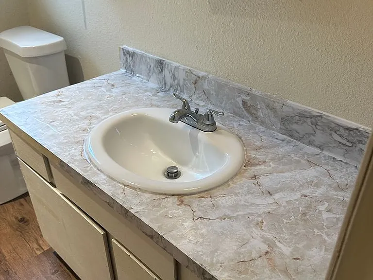 1400D Holleman Dr — Photo 22