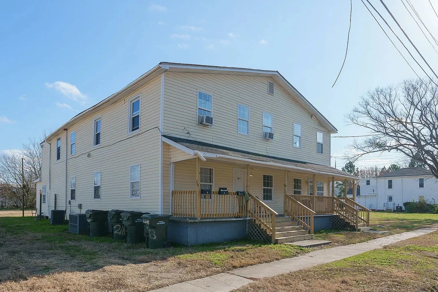 218 Spruce St — Photo 3