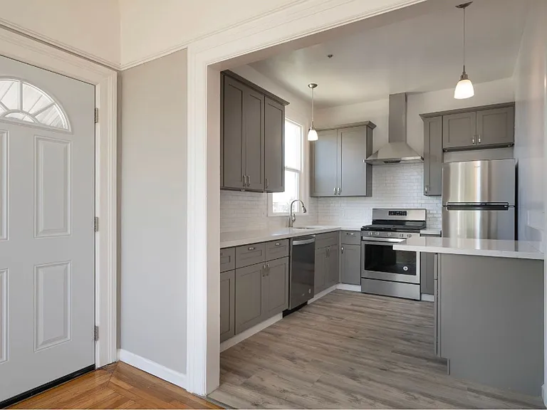 2269 San Antonio Ave #D — Photo 10
