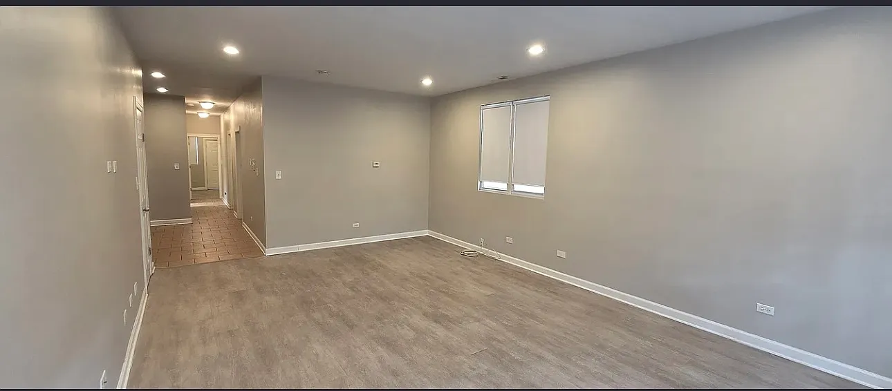 3 bed, 1000 sqft, $1,650 — Photo 3