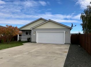 466 Center Ridge Dr, Culver, OR 97734