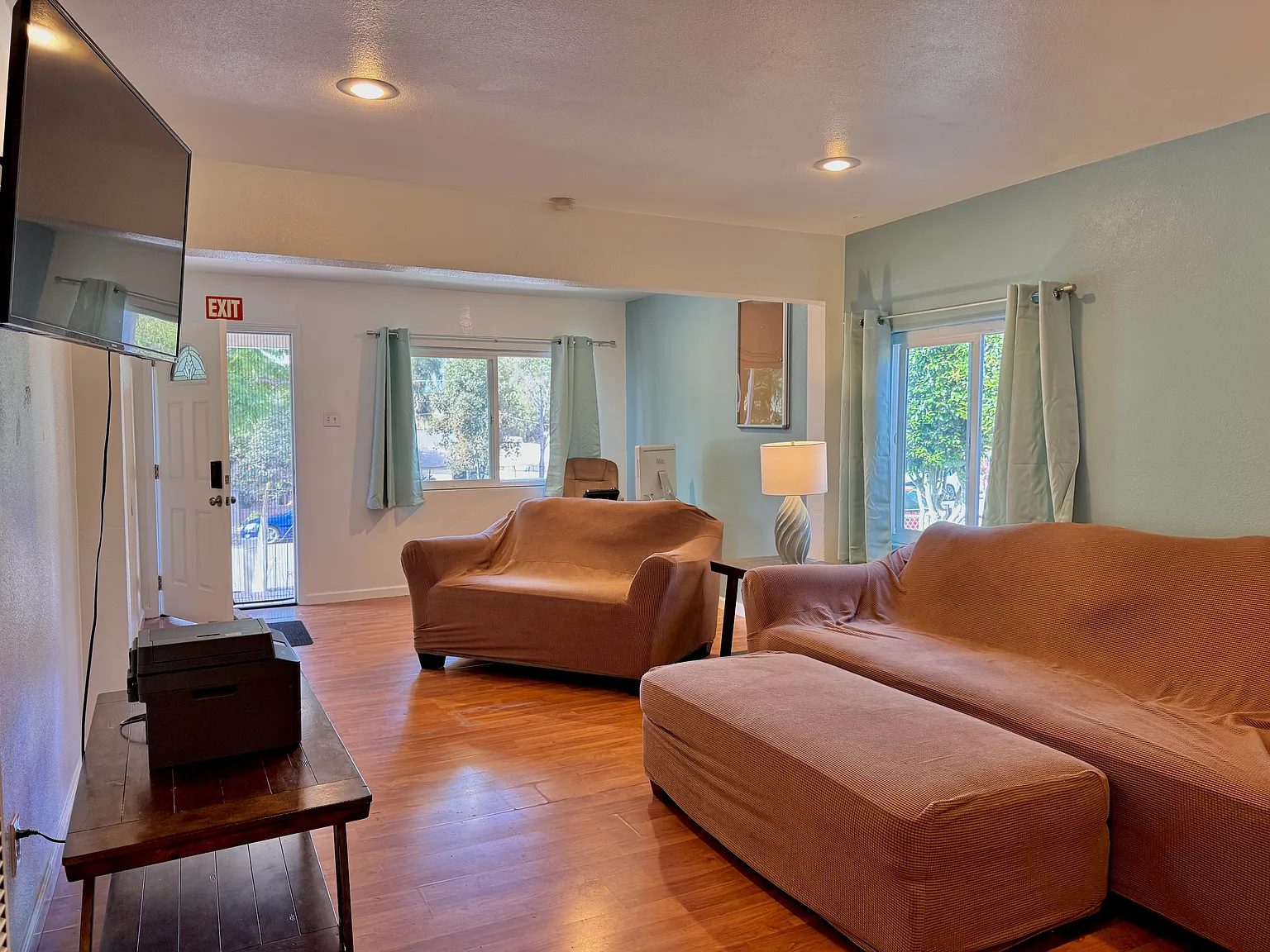 3834 Cottonwood Street - 1 — Photo 2
