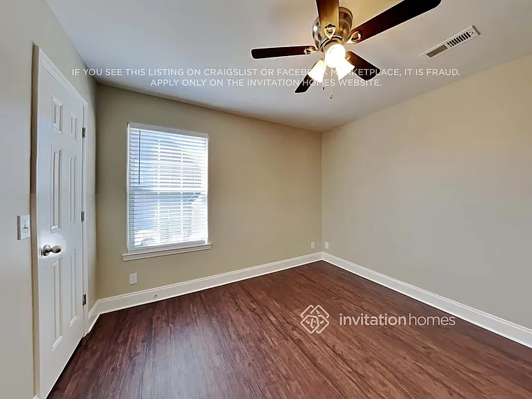 204 Tarrington Dr — Photo 12