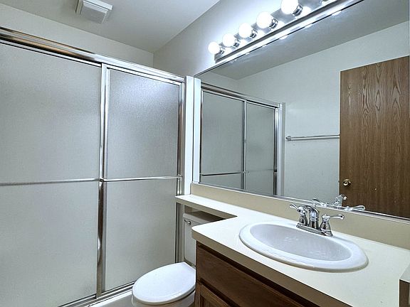 5th image of 3204 Wood Rd #3