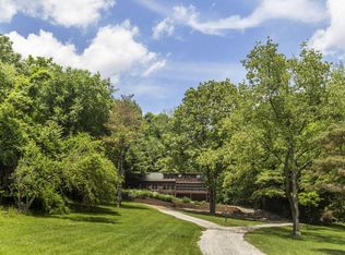 7799 Hirst Rd, Newark, OH 43056