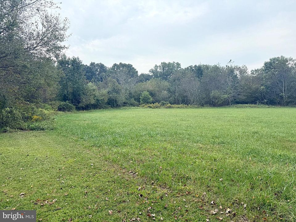 1st image of 6430 Hopkins Cemetery Rd