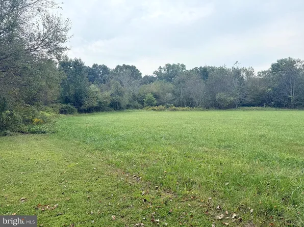 6430 Hopkins Cemetery Rd, Felton, DE 19943