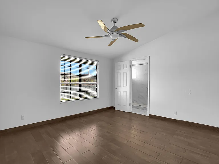 1101 E Lemon Ave — Photo 14