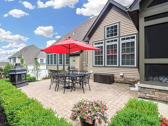 3rd image of 8088 Butler Hill Dr