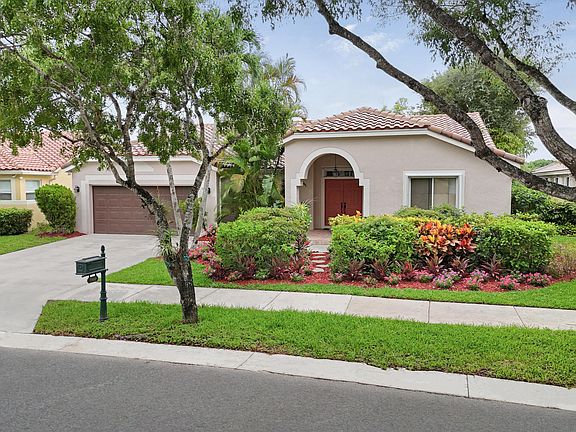 4th image of 1968 Water Ridge Drive