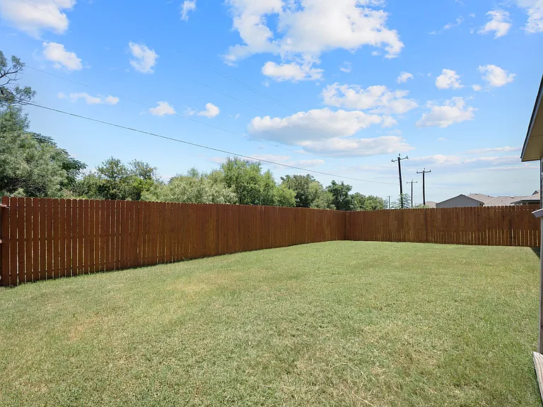 9902 Baytown Coast — Photo 24