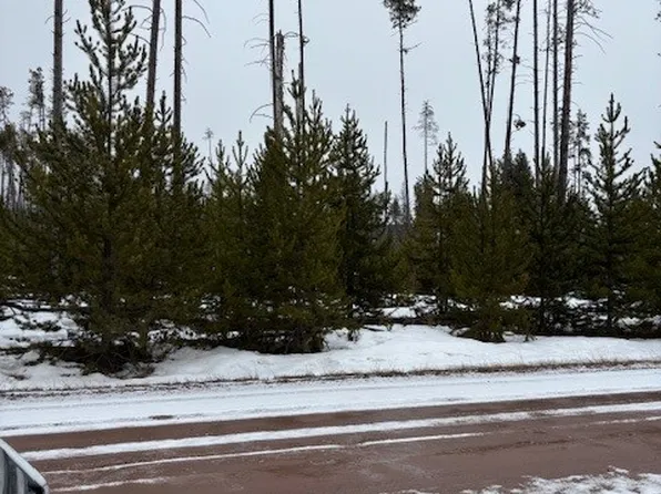 422 Daisy Ln, Seeley Lake, MT 59868