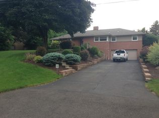 106 Clearview Dr, Canonsburg, PA