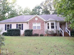 59 Dawn St, Newnan, GA 30263