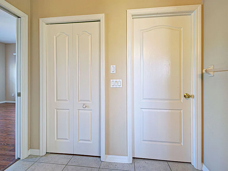 2134 Boxwood St — Photo 31