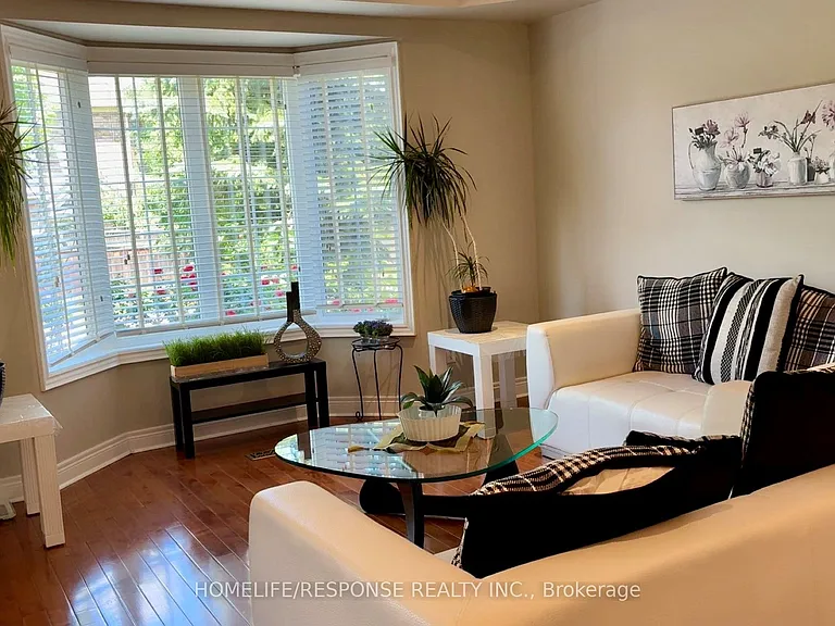 1382 Storey Dr — Photo 10