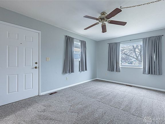 5th image of 4548 Green Meadows Dr