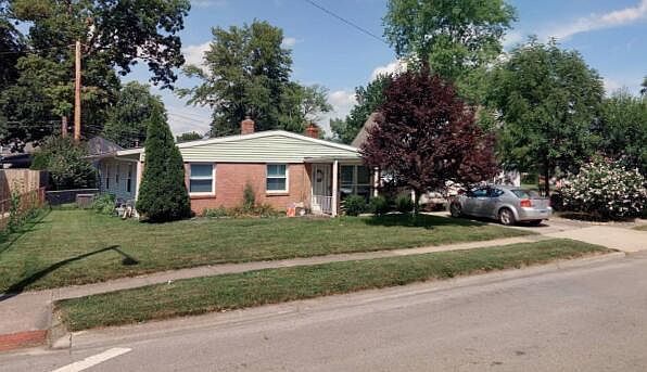 1st image of 2884 Woodgrove Dr
