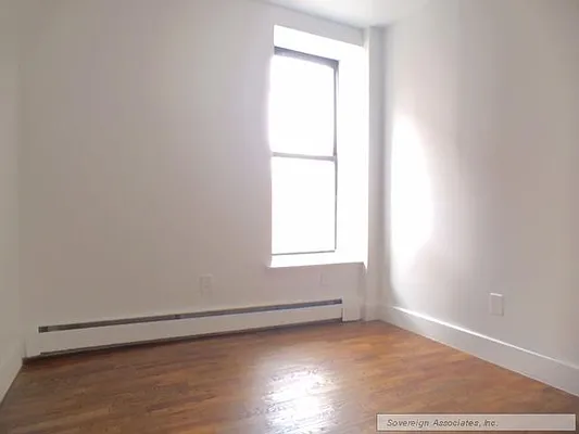 Rented by Sovereign Associates | media 17