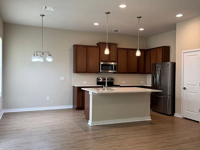 15009 Casbah Dr — Photo 6