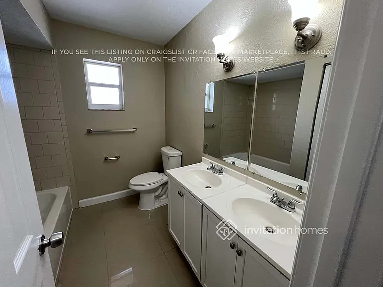 11830 NW 30th Pl — Photo 18