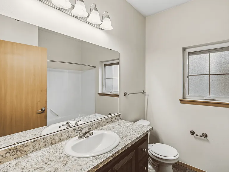 Studio Apartment - 544 Sq Ft Studio Apartment - 544 Sq Ft