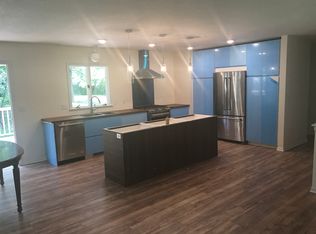 1066 Island Lake Ave, Shoreview, MN 55126