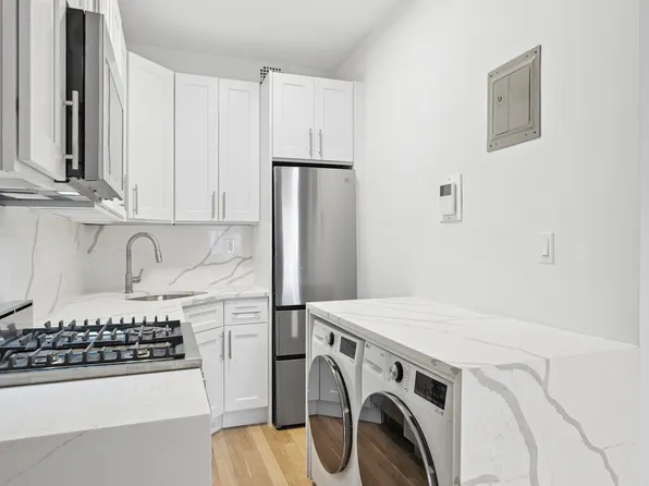 145 West 80th Street image 7 of 15